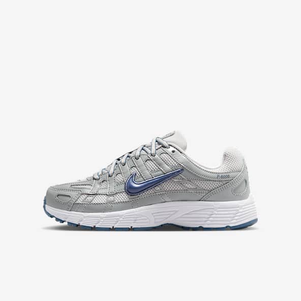 [NIKE] 追加料金なし P-6000 llic Silver 22cm~25cm 人気 ☆NIKE☆ P-6000 METALLIC SILVER (Nike/スニーカー